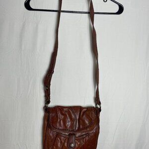 Lucky Brand Italian Lamb Leather Cross Body Flap Top Magnet Closure Purse Bag